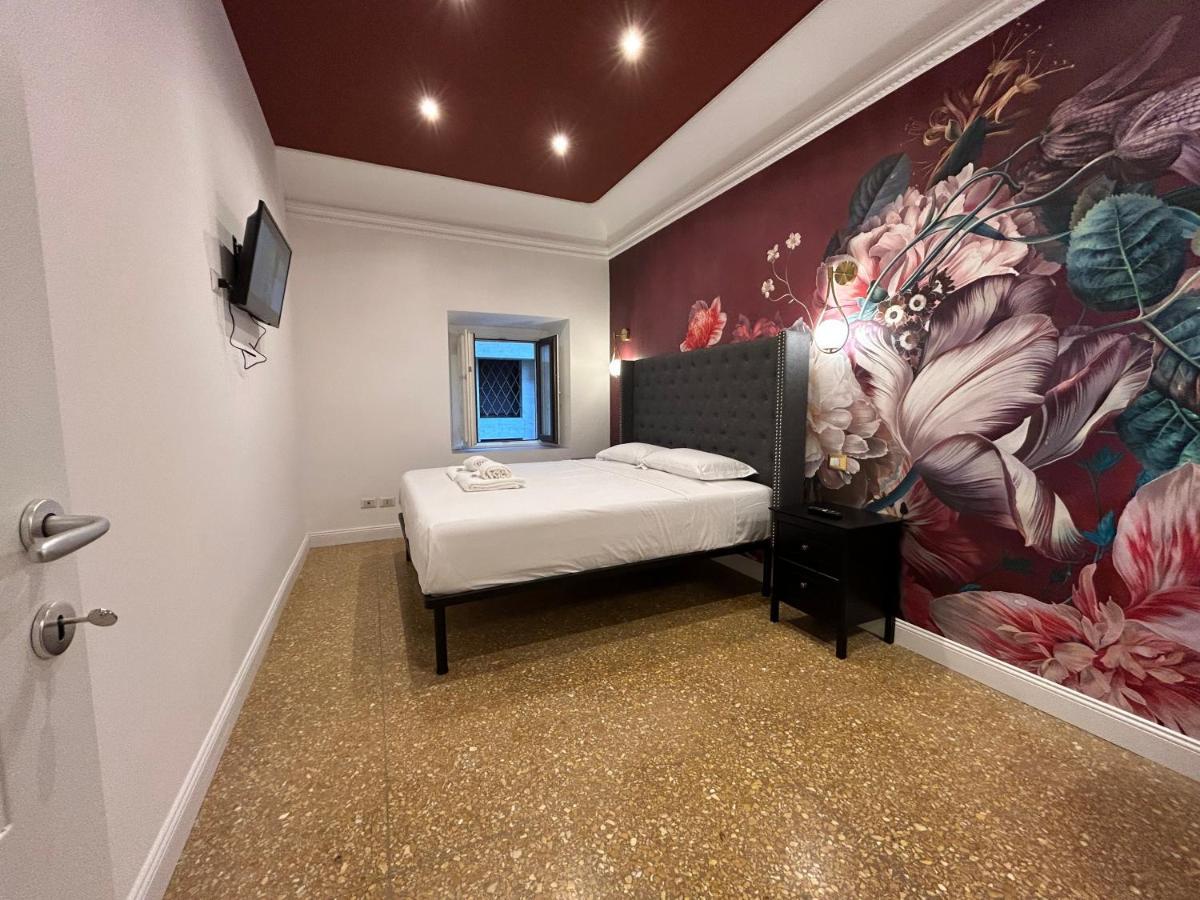 Raffaello'S Place ローマ エクステリア 写真